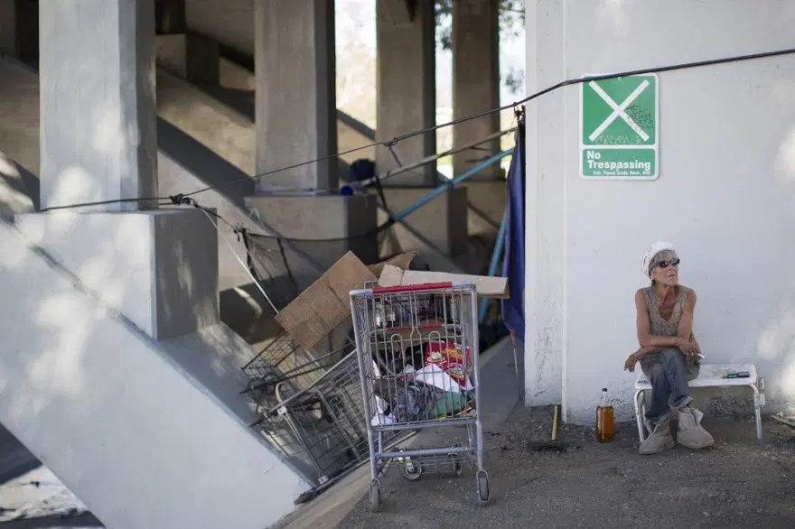 Los Angeles'ta 40 bin evsiz otellere yerleştirilecek 6