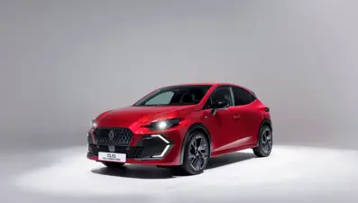 Yeni Clio tanıtıldı... Yakıt cimrisi ve hibrit