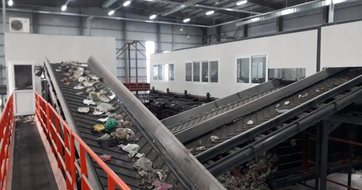 Çöp ayrıştırma bandında yeni doğmuş bebek cesedi bulundu