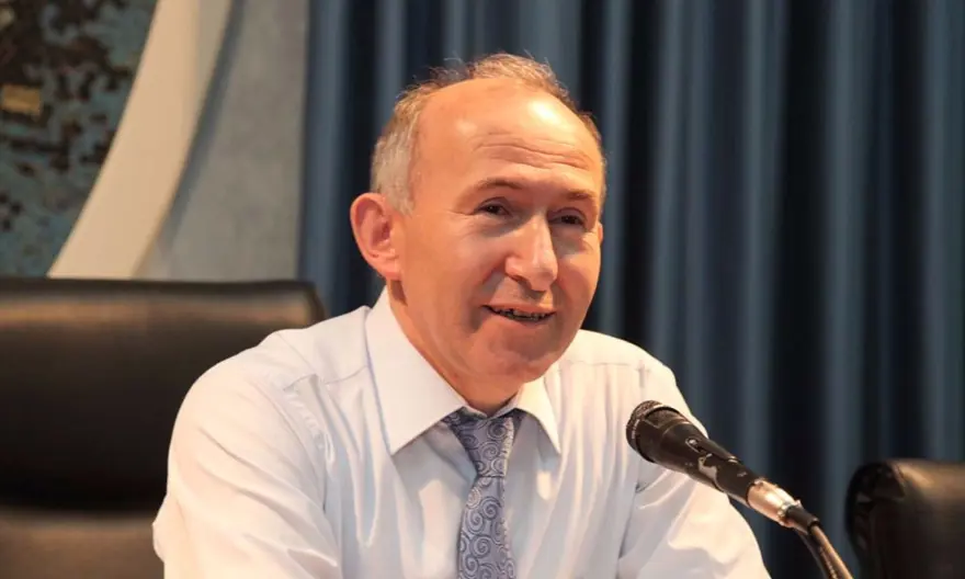 Forbes'a göre en çok kazanan Türk yazarlar 3