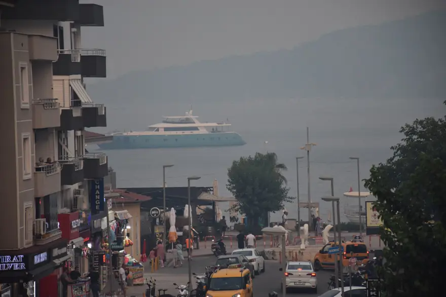 DUMAN VE KÜLLER İLÇE MERKEZİNE ULAŞTI 18