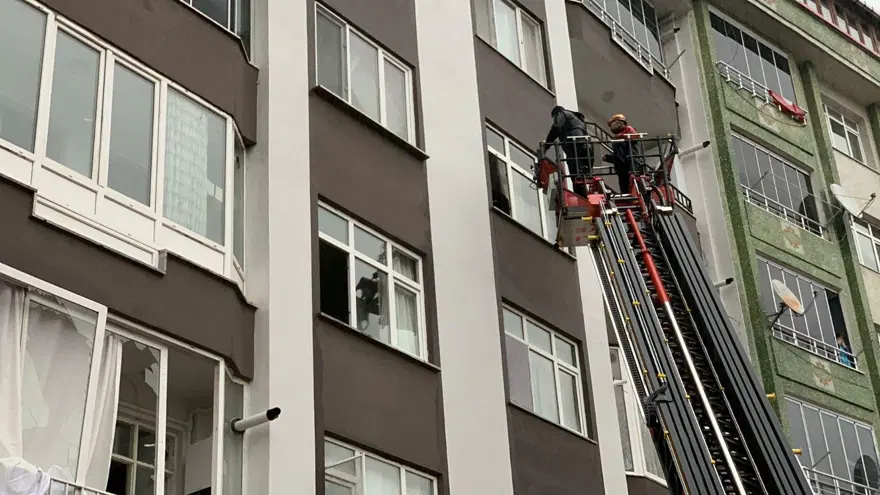 Çayeli'de heyelan: 1 ölü, 4 yaralı 11 Çayeli'de heyelan: 1 ölü, 4 yaralı 11