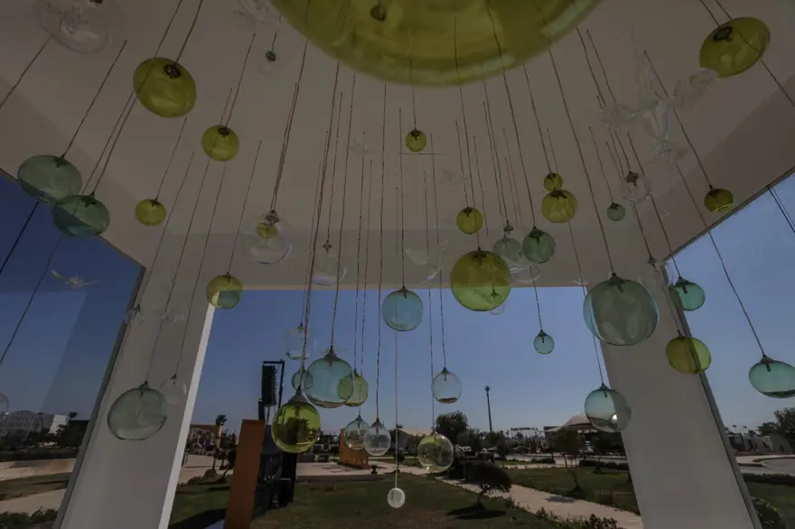 Mısır'daki BM İklim Zirvesi'nde geri dönüşüm malzemelerinden sanat eserleri 2