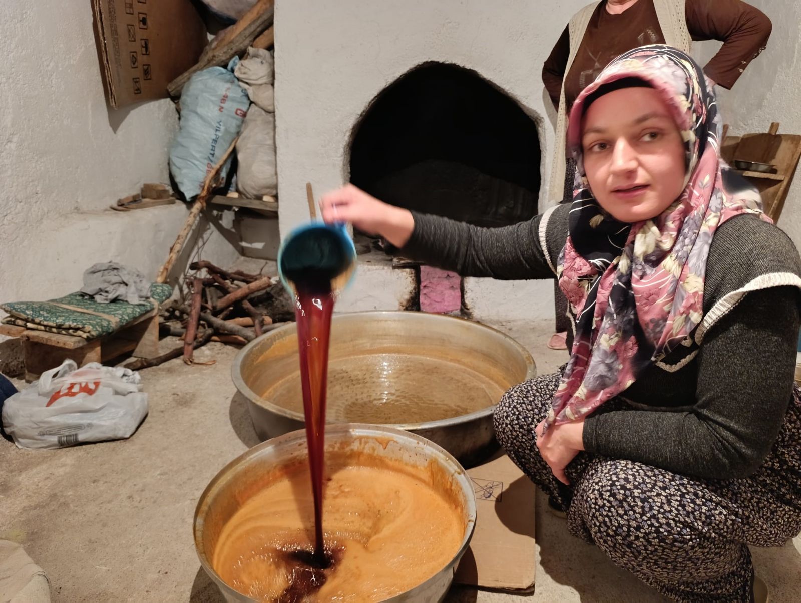 Kazanlar kaynamaya başladı: 800 liradan satılıyor