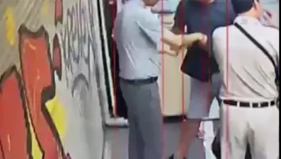 İstanbul'da para bozdurmak isteyen turistlere tuzak