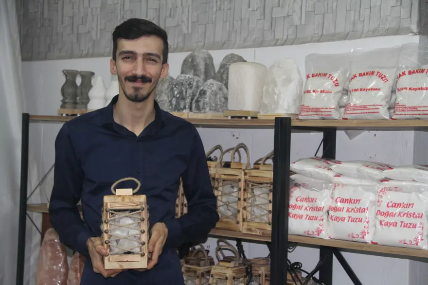 Dünyanın en saf tuzları arasında yer alıyor: Hayalindeki işi kurdu şimdi dört bir yana gönderiyor 
