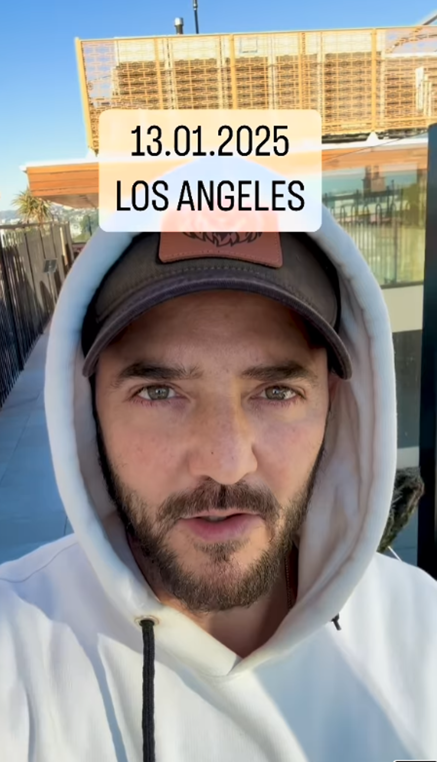 Gökhan Özen Los Angeles’tan paylaştı: Burada yangın, duman, panik yok 1