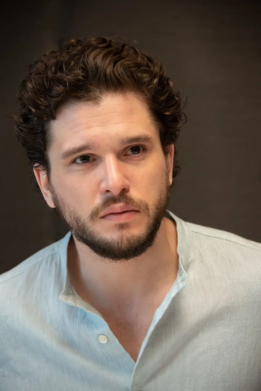 Kit Harington: Babalık Game of Thrones'tan daha yorucu 4
