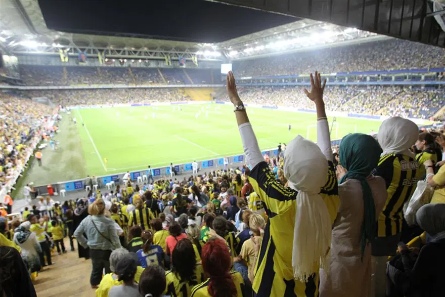 Saracoğlu'nda özel gösterim! 16