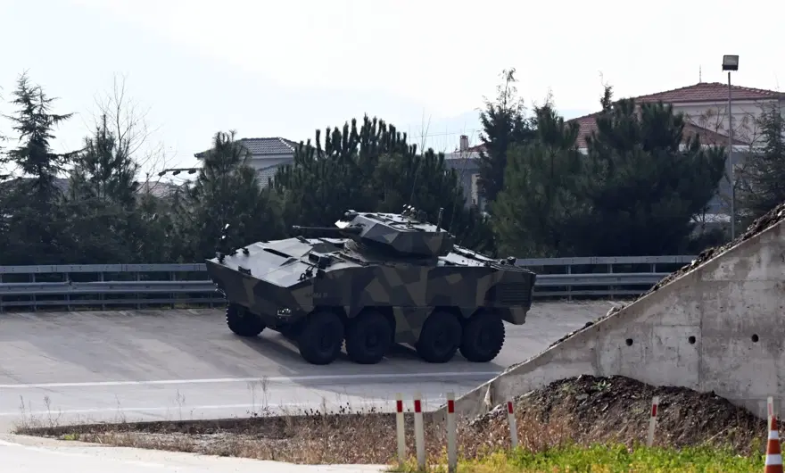 Yerli motorlu 8x8 Arma II görücüye çıktı 2