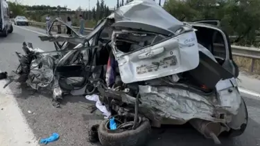 TEM'de feci kaza: 2'si ağır 3 yaralı