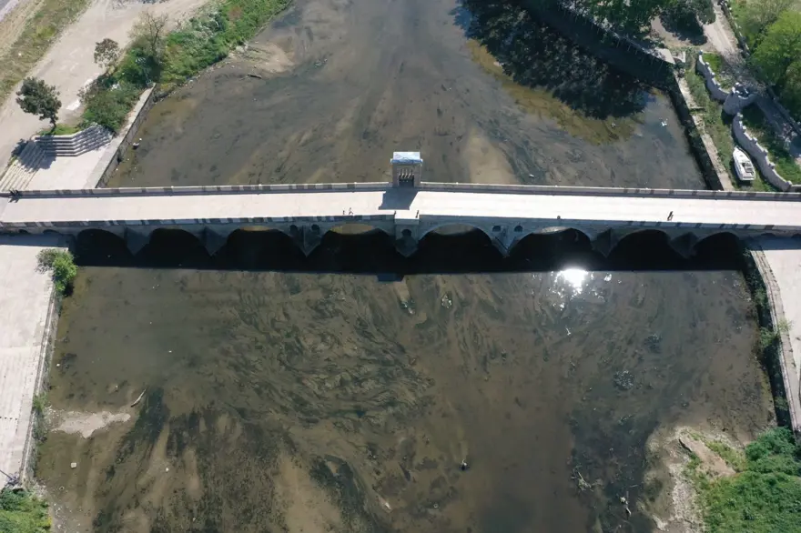 Tunca Nehri'nin dibi göründü 4 Tunca Nehri'nin dibi göründü 4