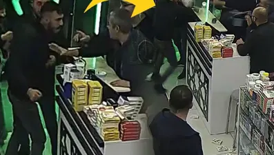 "Sıra beklemem" diyerek eczaneyi dağıttı