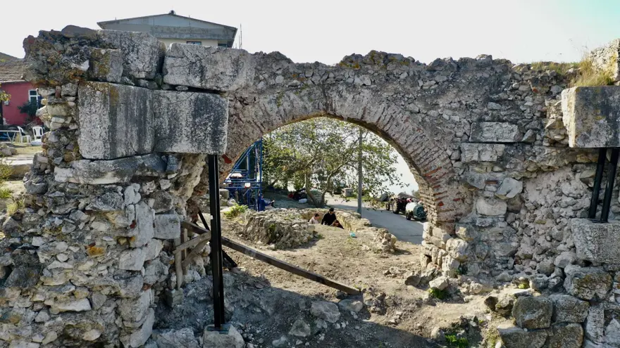 Gölyazı'daki arkeolojik kazılarda ilginç buluntu 