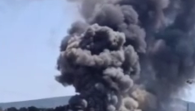 Bursa'da fabrika yangını: Gökyüzü kara dumanla kaplandı