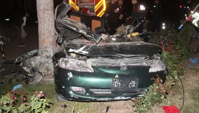 Konya'da feci kaza: Yanından geçtiği aracın aynasına çarpınca kontrolden çıktı