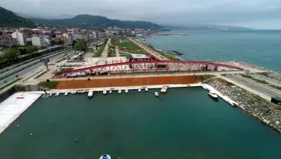 Karadan karaya köprü için çözüm aranıyor (Başkan halka sordu)