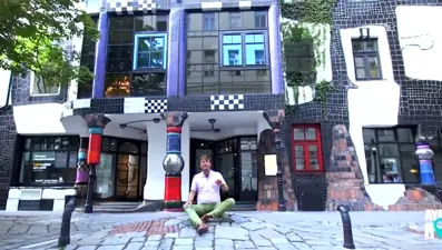 Viyana'nın en çılgın adreslerinden biri: Hundertwasser Evi