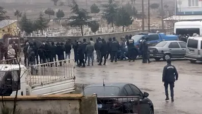 İki kadının öldüğü aileler arası silahlı kavgaya 4 tutuklama