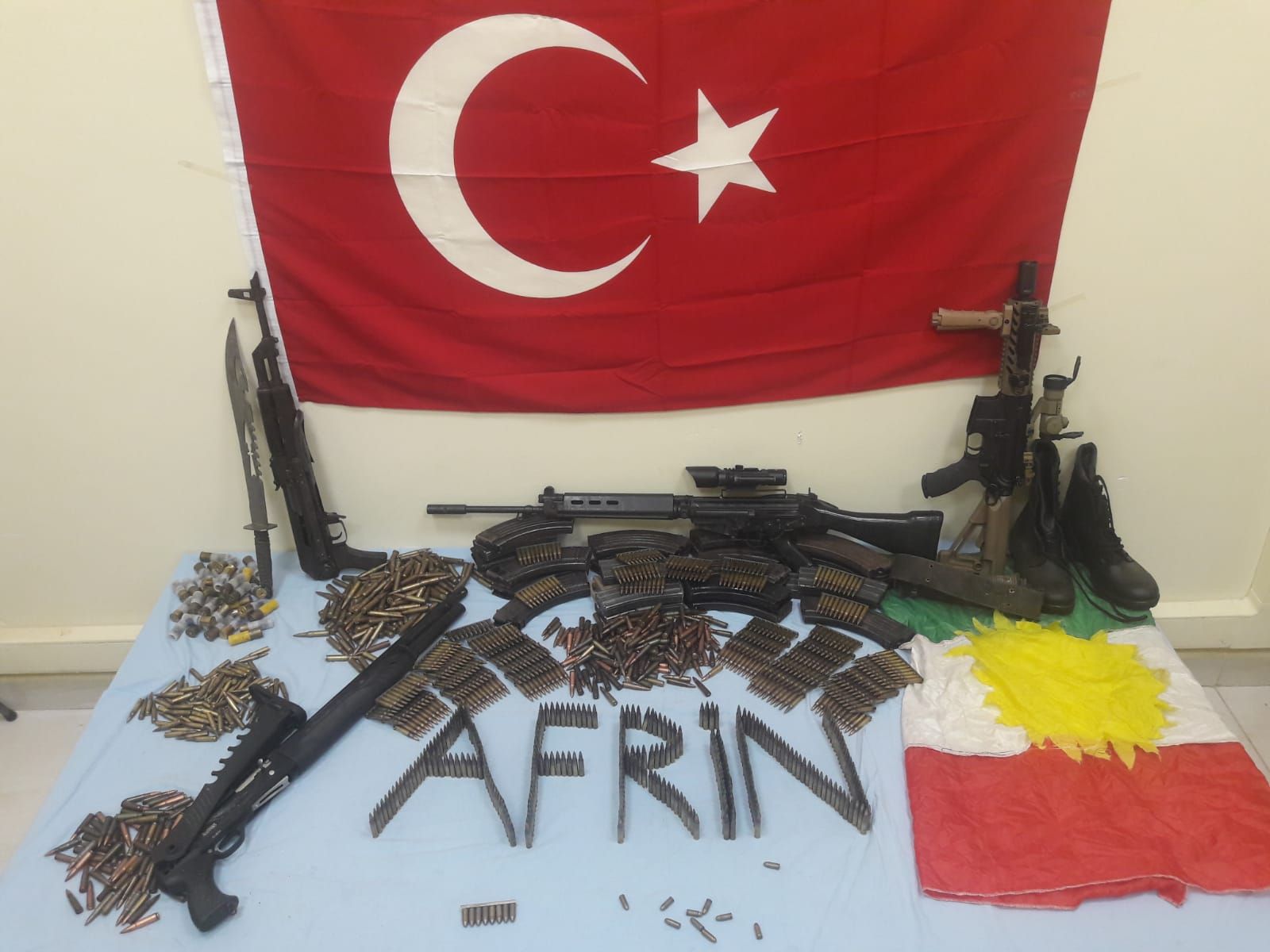 Emniyet ve MİT'ten Afrin'de terör operasyonu: 9 gözaltı