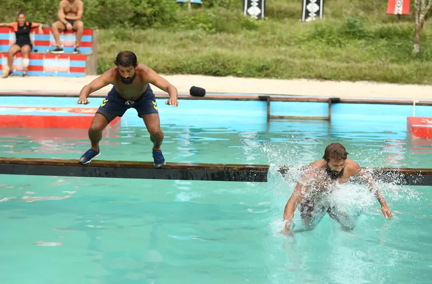 Serhat Akın Survivor finaline bir adım kala veda etti (Survivor Serhat Akın kimdir?) 13