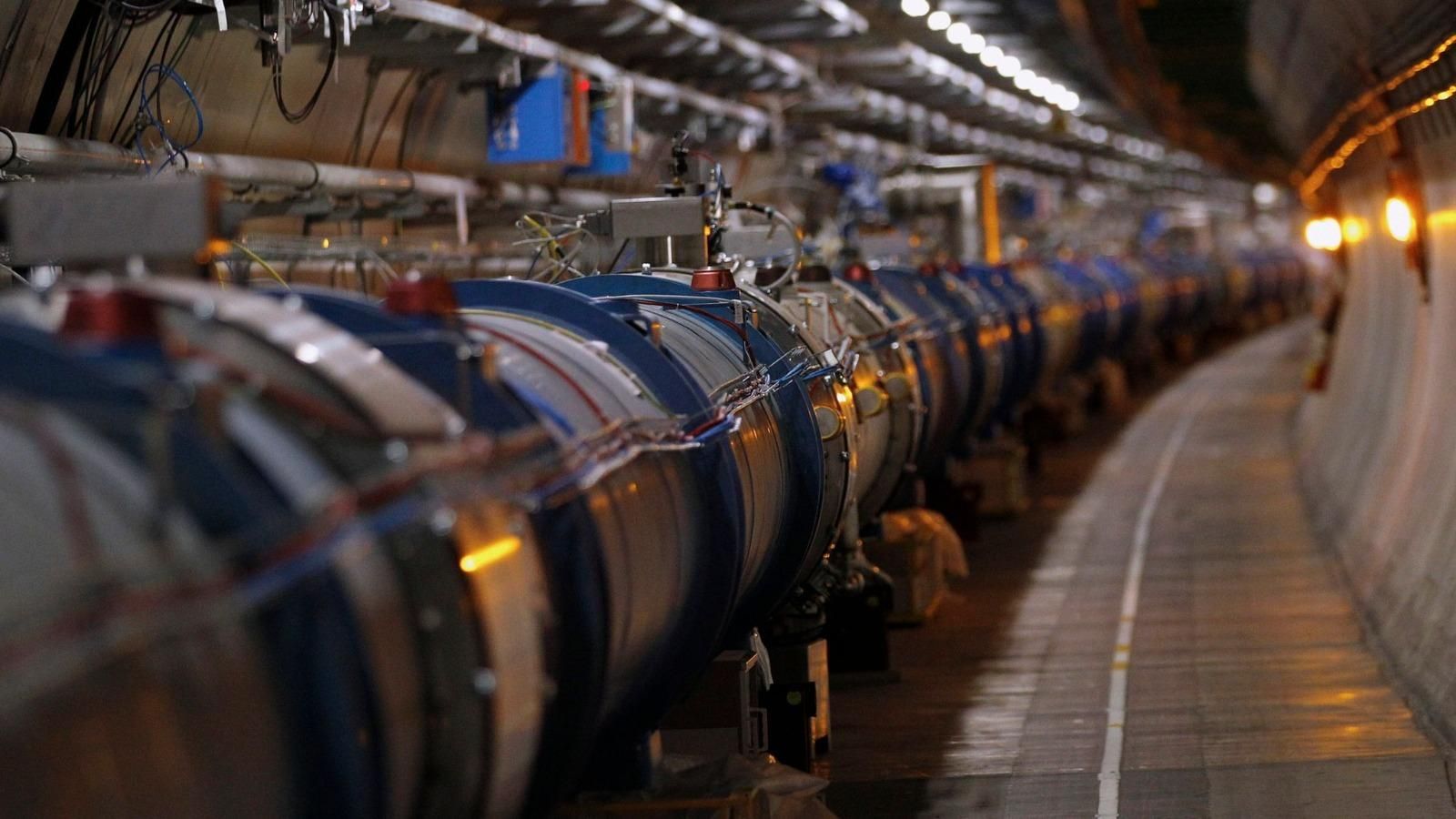 Modern simya: Dünyanın en büyük makinesi kurşunu altına dönüştürdü