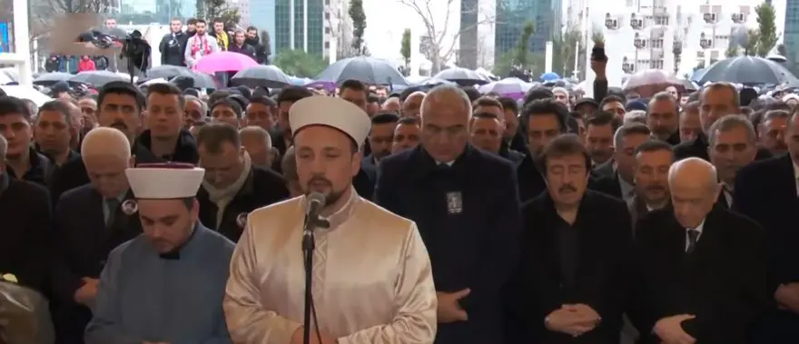 Ferdi Tayfur son yolculuğuna uğurlandı: Arabesk müzik prensini kaybetti 16