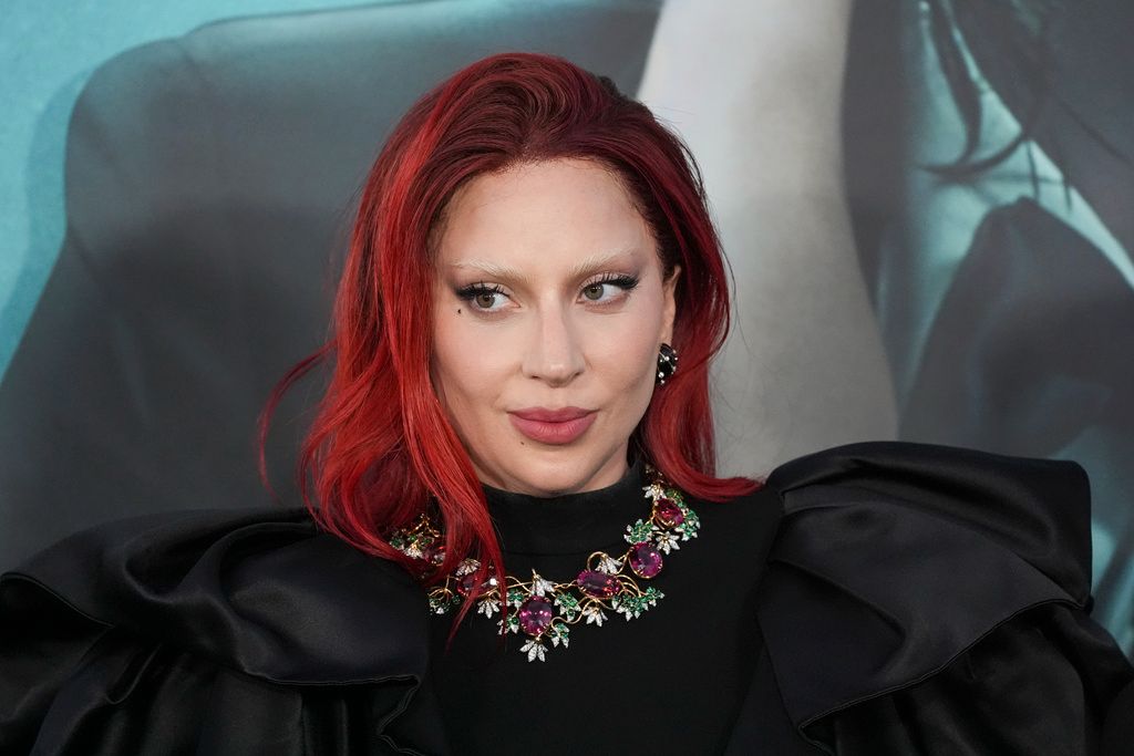 ABD seçimlerine saatler kaldı: Lady Gaga'dan Harris'e destek