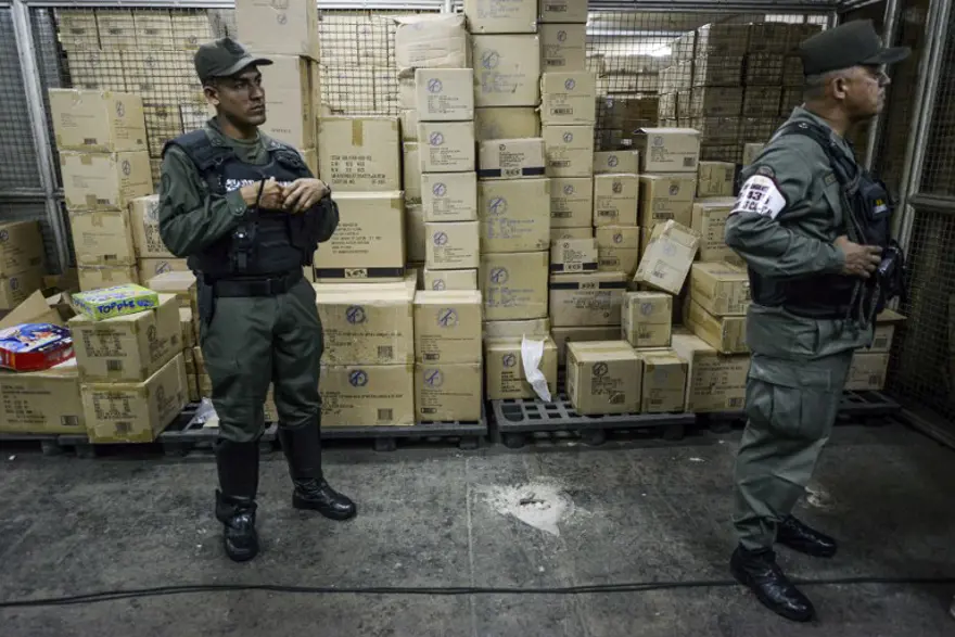 Venezuela en değerli parasını tedavülden kaldırdı 19
