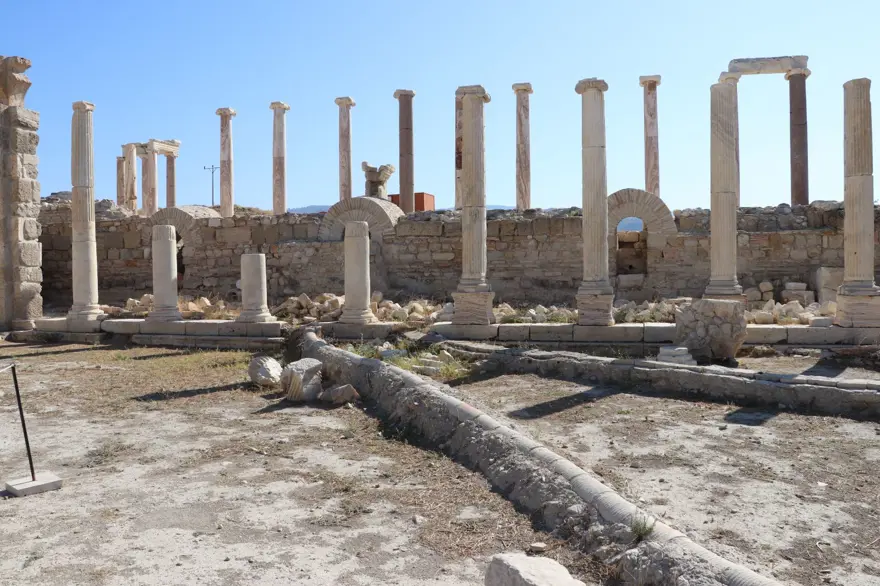 Tripolis Antik Kenti'nde 2 bin yıllık kanalizasyon bulundu 9