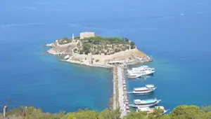 Pandeminin gözde tatil merkezi Kuşadası oldu Pandeminin gözde tatil merkezi Kuşadası oldu