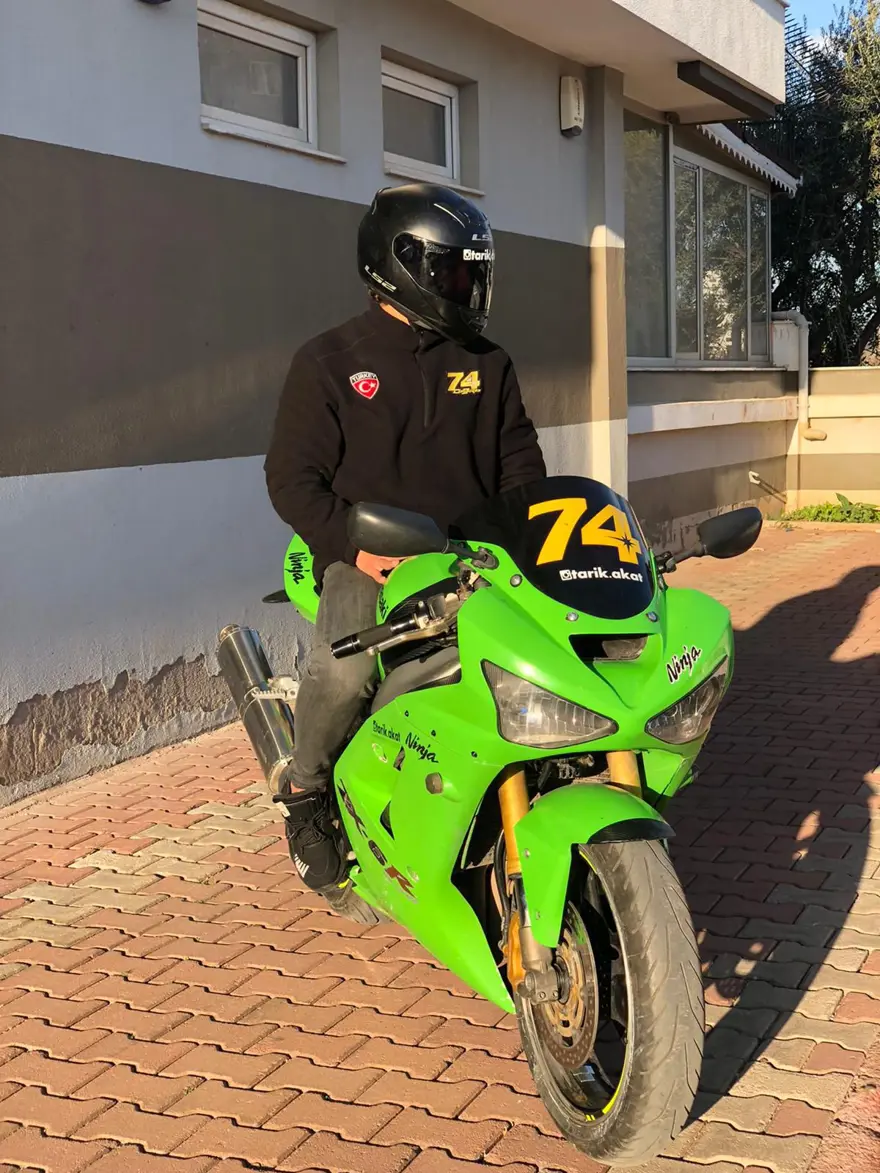 Doktorların "yürüyemezsin" dediği Tarık, halterde Türkiye şampiyonu oldu 