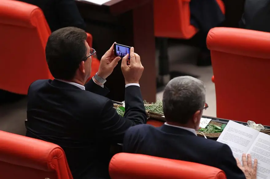 Meclis'te SMS bedava! 6