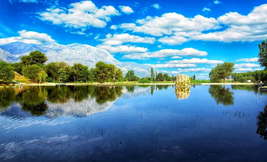 Denizli'de nilüferleriyle ünlü bir doğa harikası: Işıklı Gölü 1
