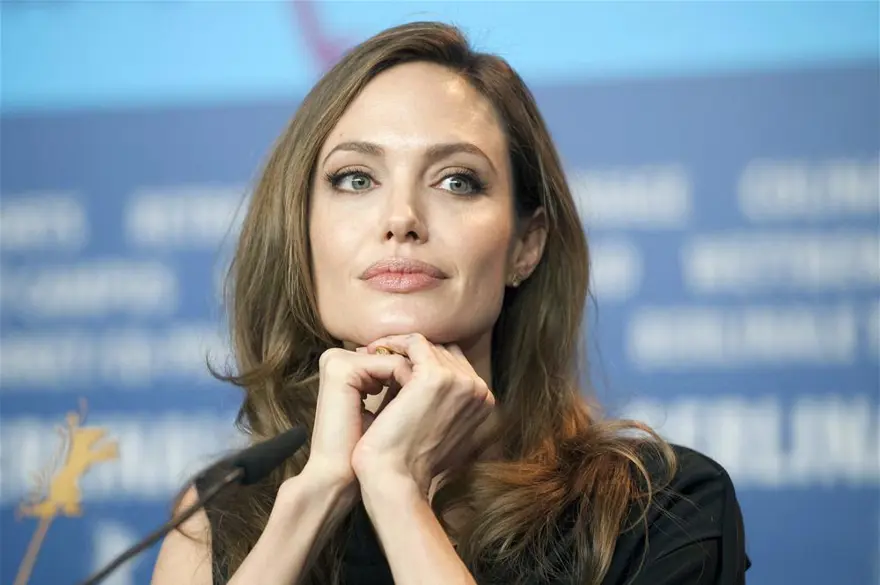 Jolie: Beni hayata bağlıyorlar 23 Jolie: Beni hayata bağlıyorlar 23