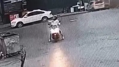 İstanbul'da AVM'ye ateş açıldı