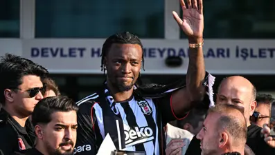 Beşiktaş'ın yeni transferi Tammy Abraham İstanbul'a geldi