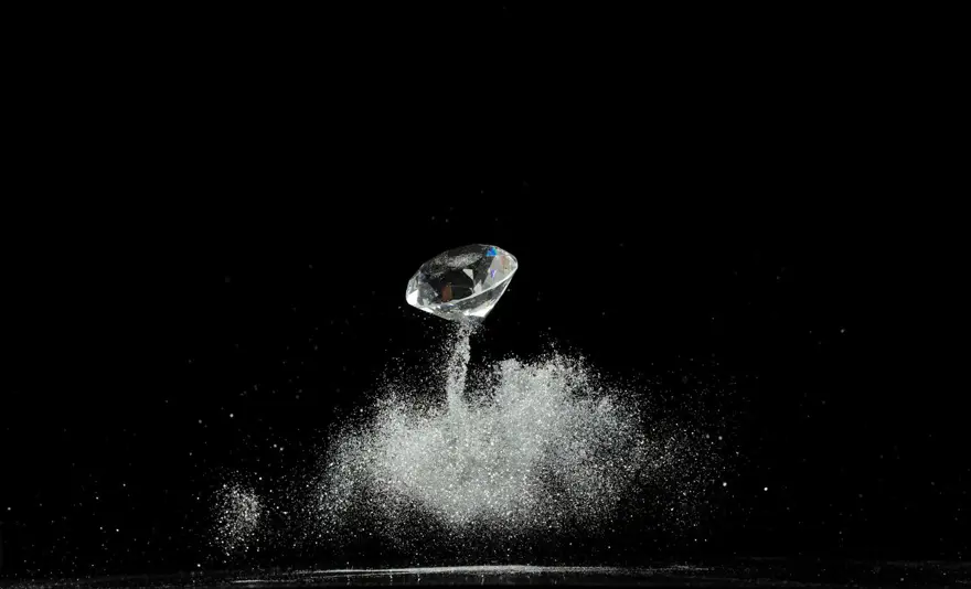 İnsanlık tarihini elmasa yazıyor! Bilgiyi milyonlarca yıl saklamak mümkün 2