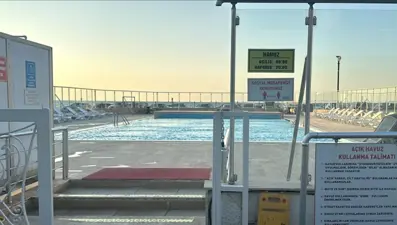 Haşema giydiği için havuza alınmamıştı: 2 sanığa hapis cezası