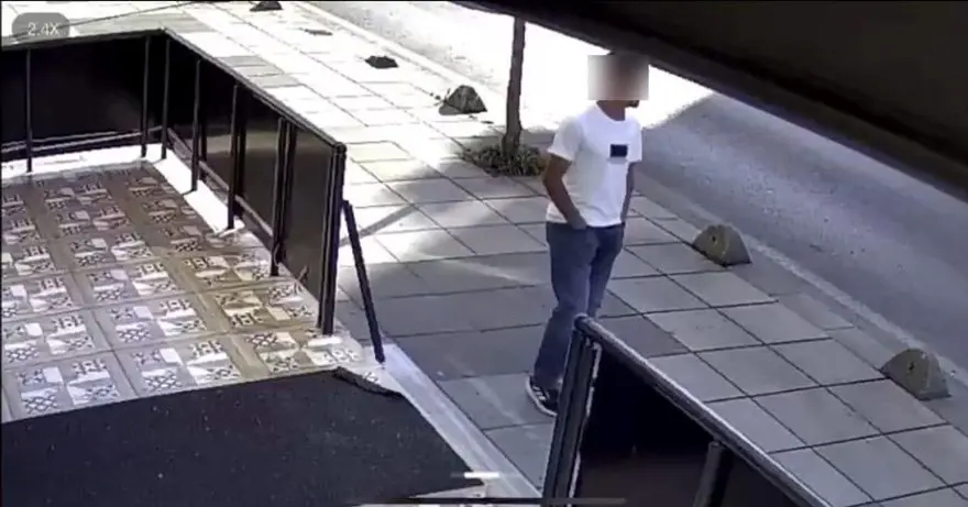 Öldürülen lise müdür yardımcısı son yolculuğuna uğurlandı 5 Öldürülen lise müdür yardımcısı son yolculuğuna uğurlandı 5