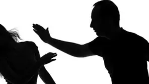 Kadına şiddete pop-up'lı alarm