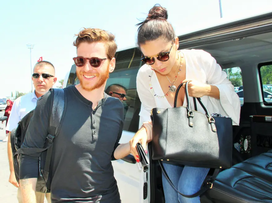 Adriana Lima Miami'ye yalnız döndü 4