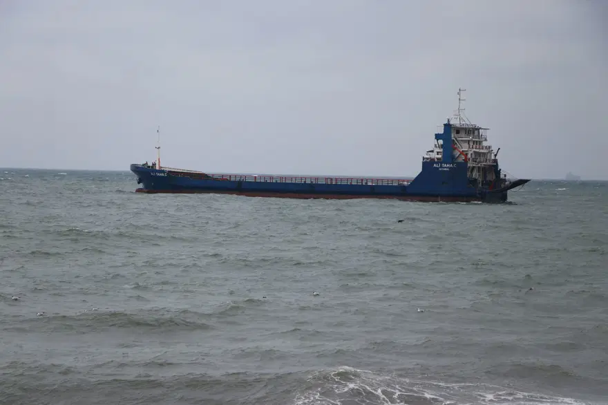 Marmara Denizi'nde ulaşıma poyraz engeli 1 Marmara Denizi'nde ulaşıma poyraz engeli 1