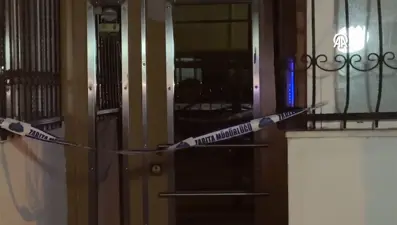 Tuzla’da çatlaklar oluşan 4 katlı bina boşaltıldı