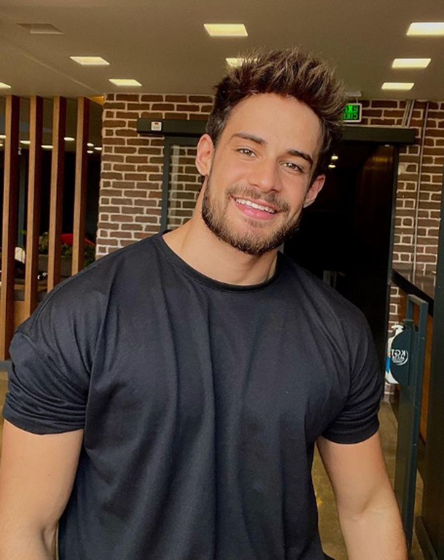 Survivor 2022 Batuhan Karacakaya kimdir? 