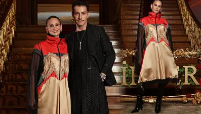 Farah Zeynep Abdullah'ın Bihter galasındaki elbisesi sosyal medyanın gündeminde