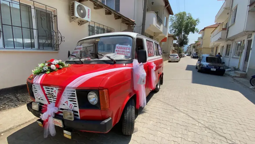 Efsane minibüse benzetmek için 40 bin TL harcadı 