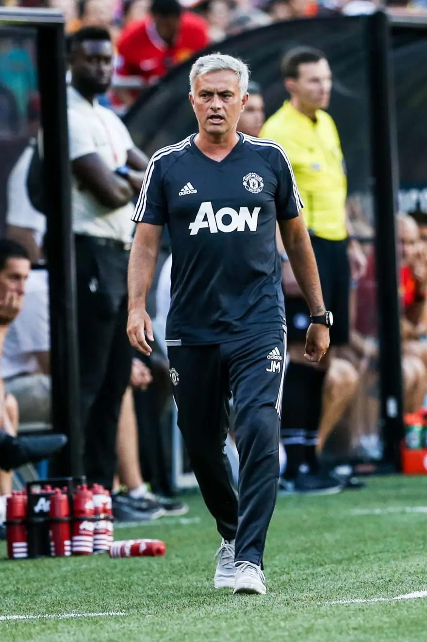 Manchester United teknik direktörü Jose Mourinho neden otelde kalıyor? 1