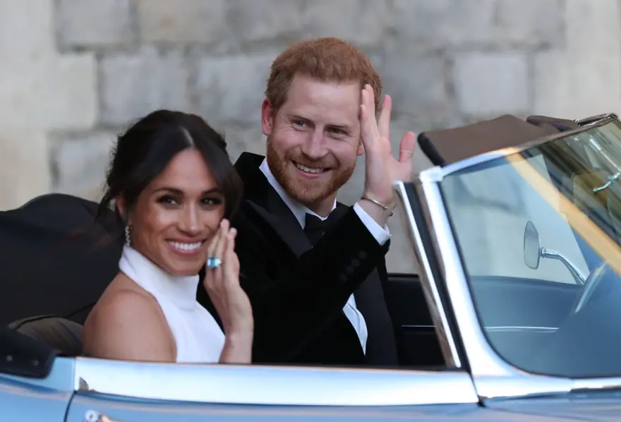 Victoria Beckham'dan Meghan Markle'a tavsiye: Eleştirilere kapalı ol 4