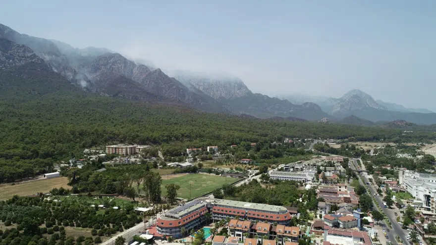 Antalya Kemer'deki orman yangını 4. gününde kontrol altına alındı 14